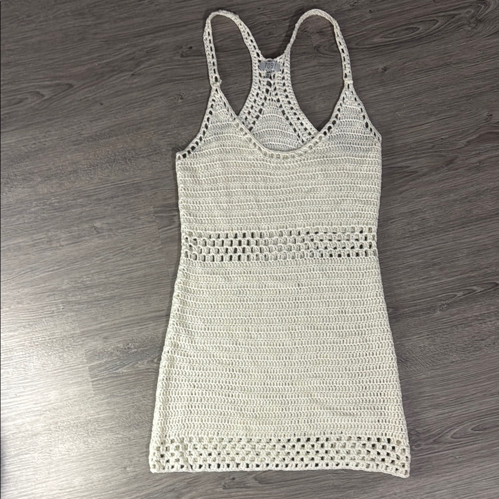 Tobi Gray Cropped Cut Out Tank Top